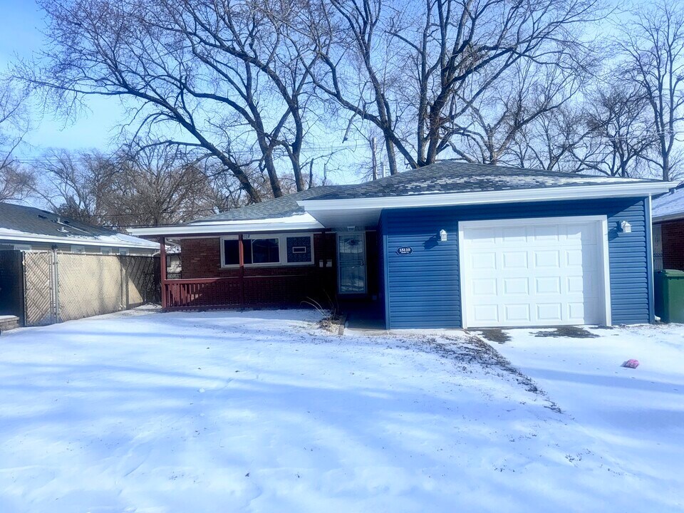 15119 Meadow Ln in Dolton, IL - Building Photo