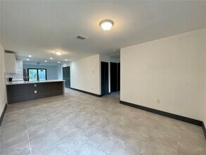 11848 SW 213th St in Miami, FL - Building Photo - Building Photo