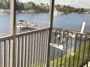 3525 S Ocean Blvd in Palm Beach, FL - Foto de edificio - Building Photo