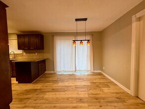 15571 SE Patricia Ct in Milwaukie, OR - Building Photo - Building Photo