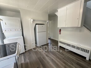 203 W North St in Carlisle, PA - Building Photo - Building Photo