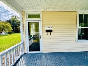 907 Caldwell St in Lumberton, NC - Foto de edificio - Building Photo