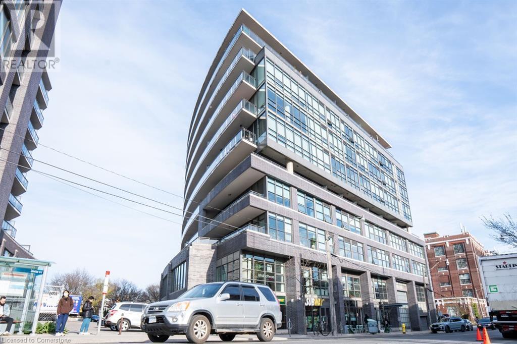 319 Carlaw Ave in Toronto, ON - Building Photo