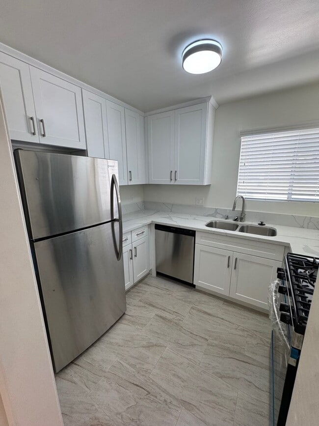 618 Orlando Ave in West Hollywood, CA - Foto de edificio - Building Photo