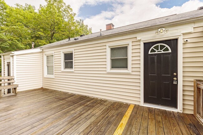 1306 Quail Dr in Greensboro, NC - Building Photo - Building Photo