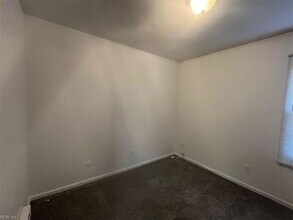 340 Dorset Ave in Virginia Beach, VA - Building Photo - Building Photo