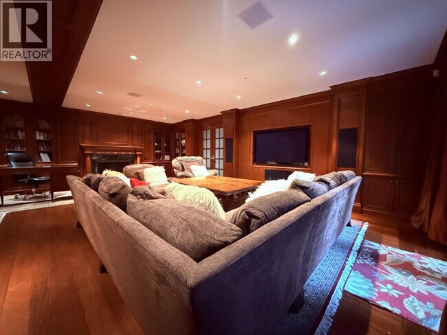 3637 Pine Cres in Vancouver, BC - Building Photo - Building Photo