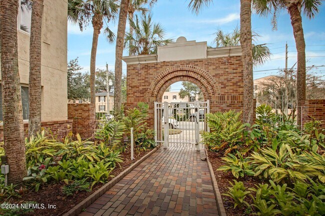 2912 St Johns Ave in Jacksonville, FL - Building Photo - Building Photo