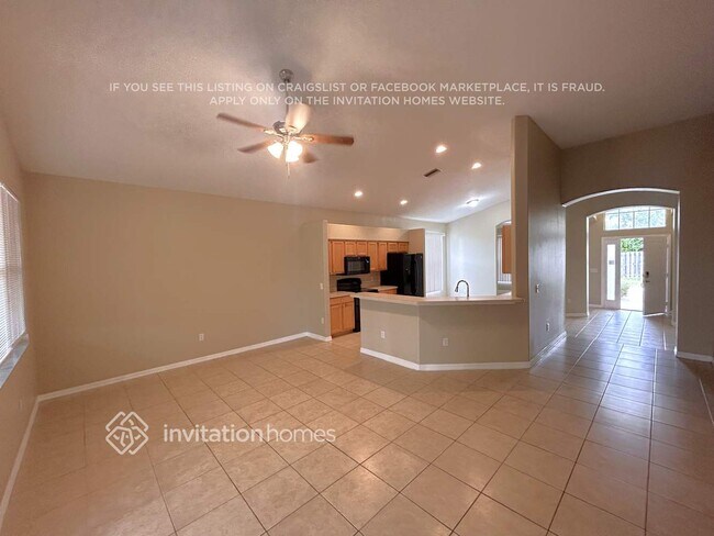 5602 New Covington Dr in Sarasota, FL - Building Photo - Building Photo