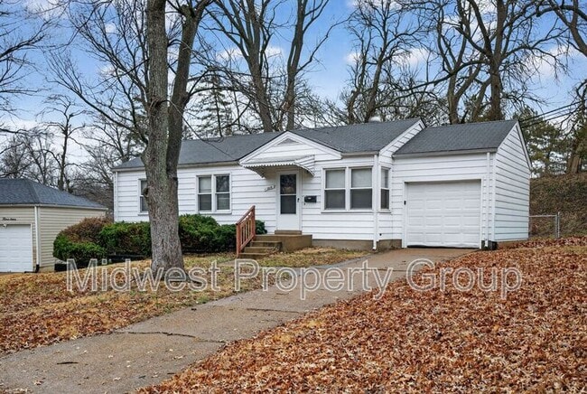 property at 1015 Avant Dr