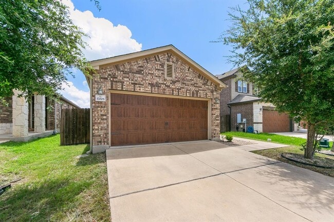 17005 Gibbons Path in Round Rock, TX - Building Photo - Building Photo
