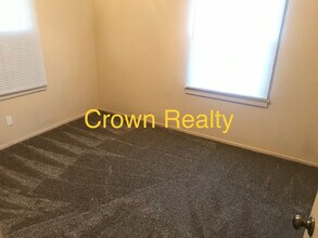 761 N H St in Tulare, CA - Building Photo - Building Photo