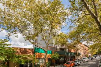 260 Flatbush Ave in Brooklyn, NY - Foto de edificio - Building Photo