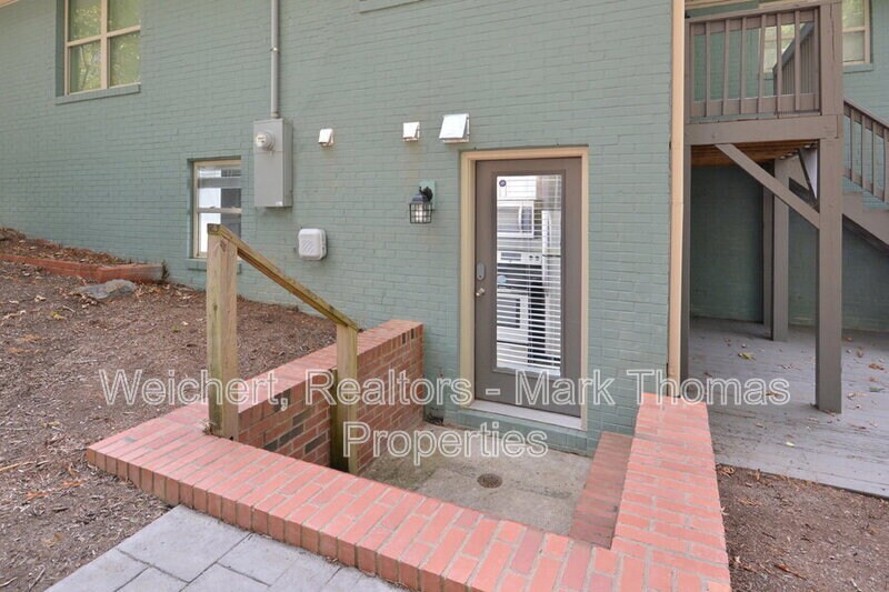 1900 Sunset Ave in Durham, NC - Foto de edificio