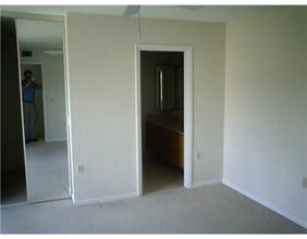 6823 68th Way in West Palm Beach, FL - Building Photo - Building Photo