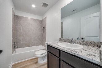 11757 Davalos Ln in San Antonio, TX - Building Photo - Building Photo