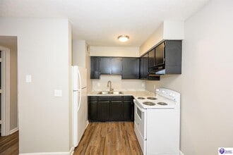 621 Stewart St in Elizabethtown, KY - Building Photo - Building Photo