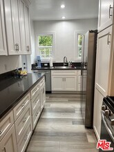 3759 Greenwood Ave in Los Angeles, CA - Building Photo - Building Photo