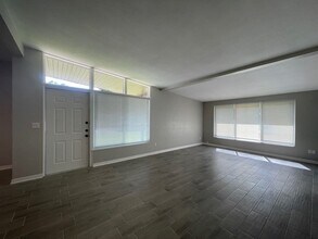 3804 16th Ave W in Bradenton, FL - Building Photo - Building Photo