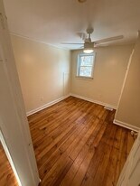 42 Delaware St in Walton, NY - Building Photo