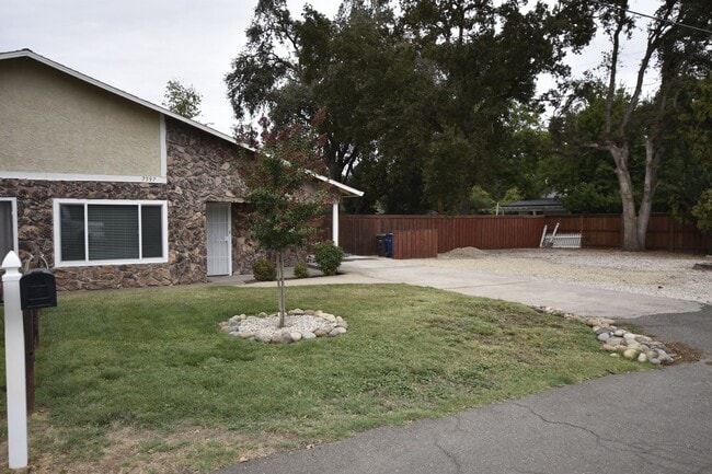 7597 Orange Dr in Citrus Heights, CA - Building Photo - Building Photo