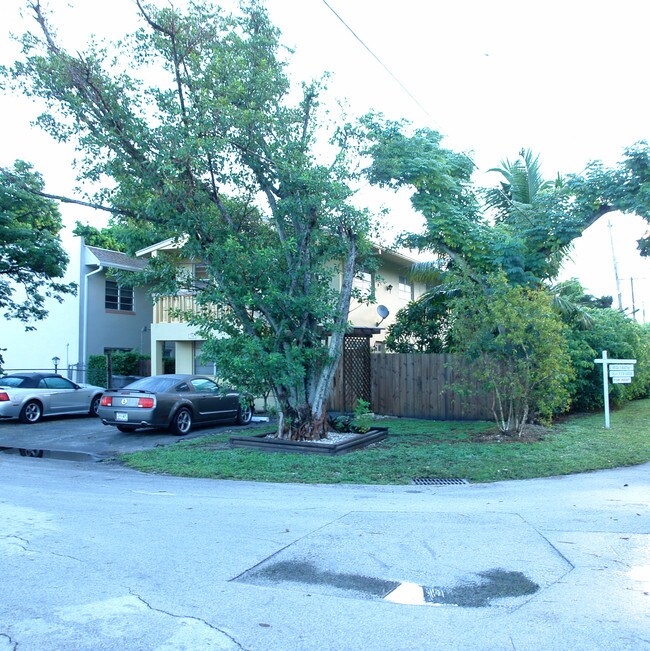 901 NE 6th St in Fort Lauderdale, FL - Building Photo - Building Photo