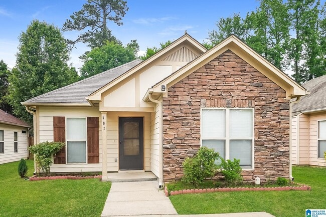 property at 485 Fox Run Cir