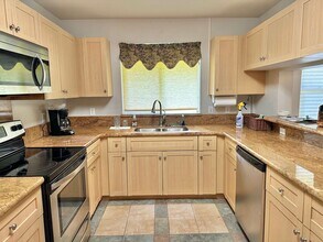 644 Meakanu Ln in Wailuku, HI - Building Photo - Building Photo
