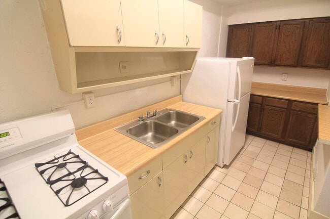 442 S Trenton Ave, Unit 1 in Pittsburgh, PA - Building Photo - Building Photo