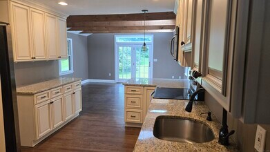 337 Wheeler Rd in Monroe, CT - Building Photo - Building Photo