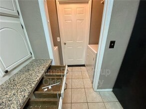 1029 Cambridge Dr in Yukon, OK - Building Photo - Building Photo
