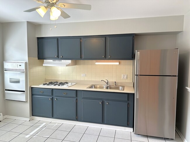 20 N Garfield St in Lombard, IL - Building Photo - Building Photo