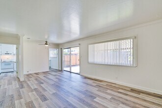 800 W Hacienda Ave in Campbell, CA - Building Photo - Building Photo