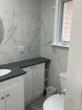 30 Grace St in Oyster Bay, NY - Building Photo - Building Photo