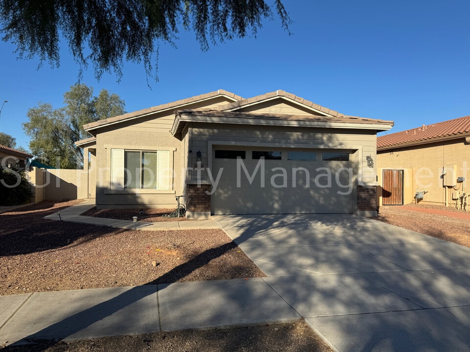 14896 N 138th Ln in Surprise, AZ - Building Photo