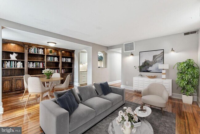 1747 18th St NW in Washington, DC - Building Photo - Building Photo