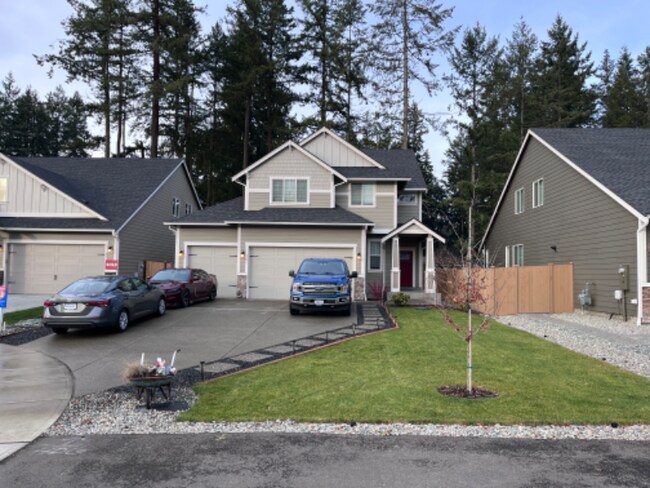 property at 901 161st St Ct E