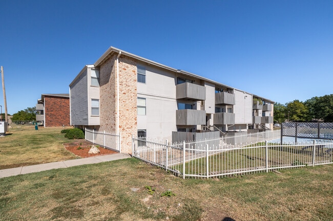 Brentwood Apartments