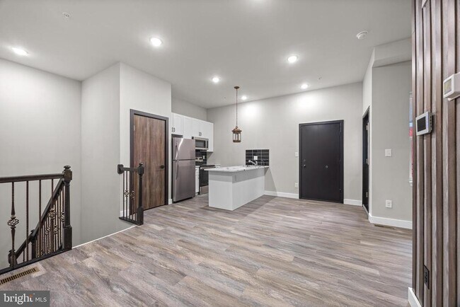 405 N Simpson St in Philadelphia, PA - Building Photo - Building Photo