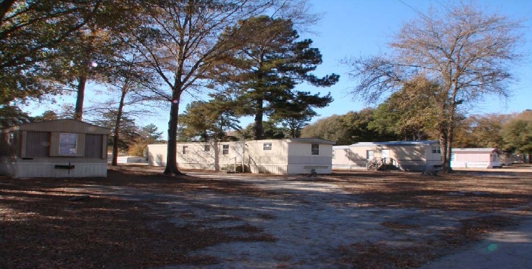 Cooper Lane Mobile Home Park in Florence, SC - Building Photo