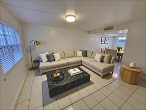 1433 Cedar Post Ln in Houston, TX - Building Photo - Building Photo