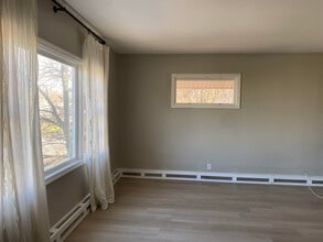235 Washington Ave, Unit 2Fl in Scotia, NY - Building Photo - Building Photo