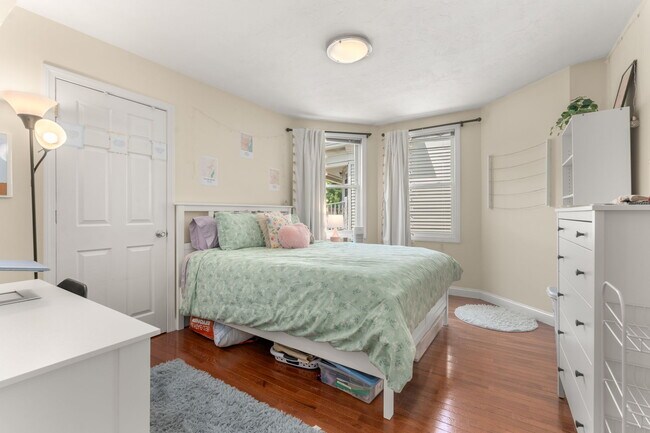 property at 93 Kilsyth Rd