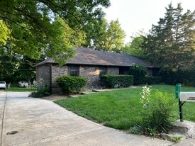 11203 NW 58th St in Kansas City, MO - Building Photo