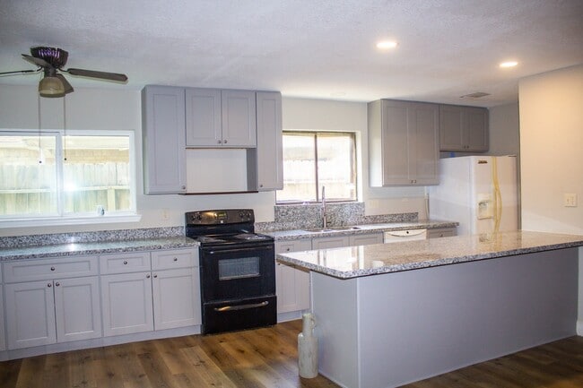property at 7119 Rio Blanco Dr