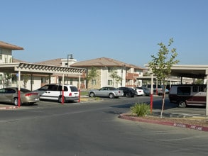 Geneva Village Apartments in Fresno, CA - Building Photo - Building Photo