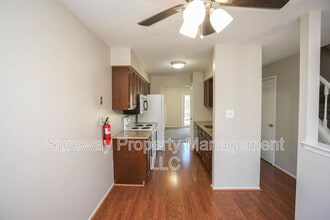 127 Crown Prince Dr in Evesham, NJ - Building Photo - Building Photo