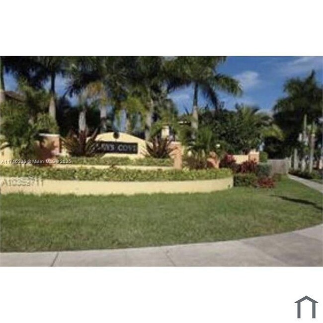 2846 SE 15th Rd in Homestead, FL - Building Photo - Building Photo