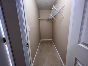 5205 University Commons Dr in Morgantown, WV - Building Photo - Building Photo