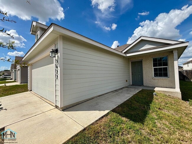 5622 Willow Breeze in San Antonio, TX - Building Photo - Building Photo